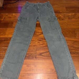 Arm green American eagle straight leg cargo pants